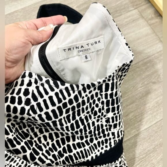 TRINA TURK Zola Fit & Flare Mini Dress White & Black Size 8 - Picture 8 of 10